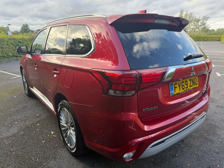 2019 69 MITSUBISHI OUTLANDER 2.4H TWINMOTOR 13.8KWH 4H SUV 5DR PETROL PLUG-IN HY