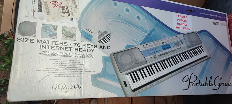 Yamaha Keyboard DGX-200. Portable Grand. Free for collection.