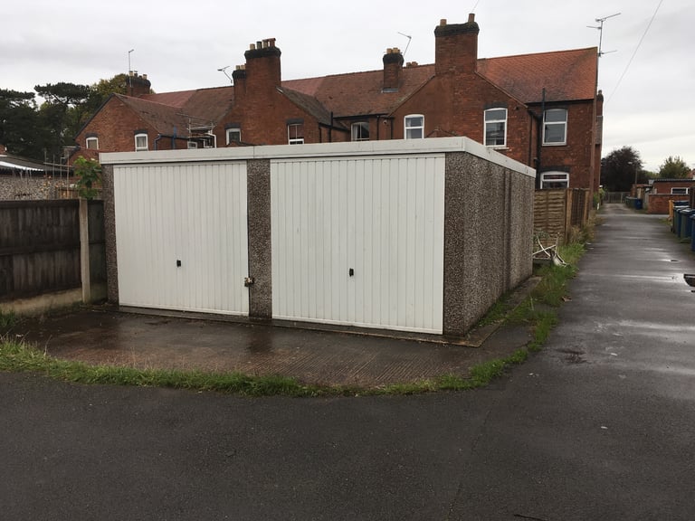 Single Lock up Garage, Storage, Stafford