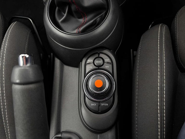 MINI HATCH 1.5 Cooper Sport Euro 6 (s/s) 5dr 2019