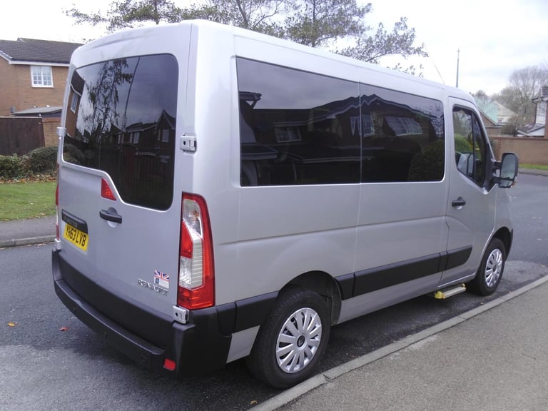 2014/63 Renault Master Wheelchair Accessible Driver and Passenger Transfer