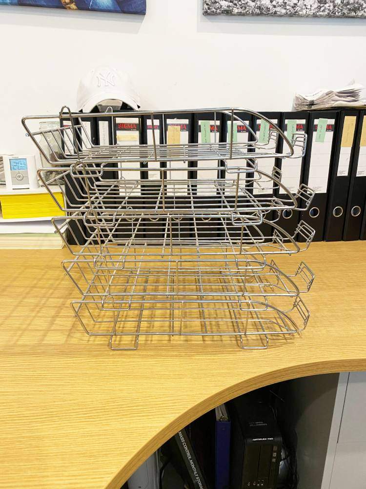 NEW FIVE Chrome Wire Frame Desk Filing Trays 5 Steel Home Office Admin Paperwork In Tray RRP £49.95