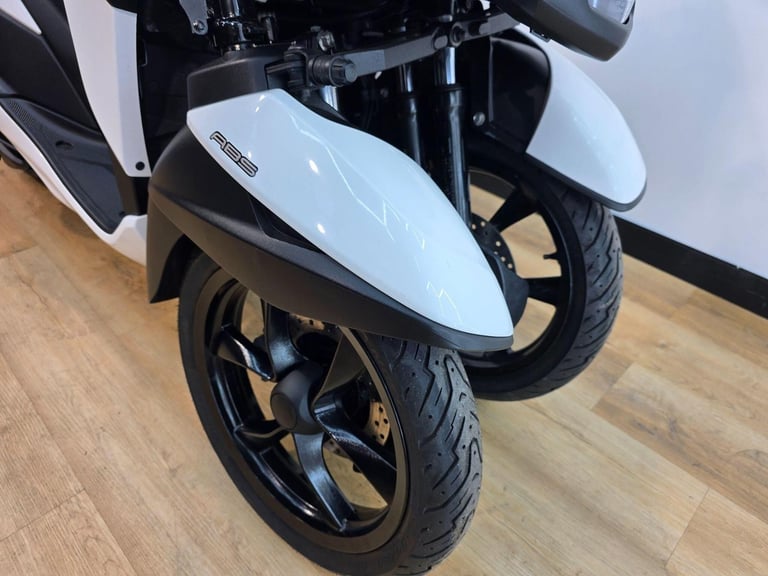 2018 Yamaha Tricity 125 125 Three Wheeler Petrol CVT V-Belt Euro 4 (12 ps)