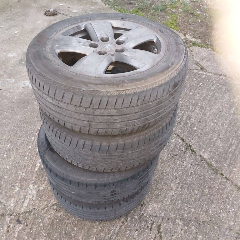 BMW 1 SERIES 16 INCH FORGED LIGHTWEIGHT 5 X 120 ALLOY WHEELS TRACKCAR EXCELLENT TYRES