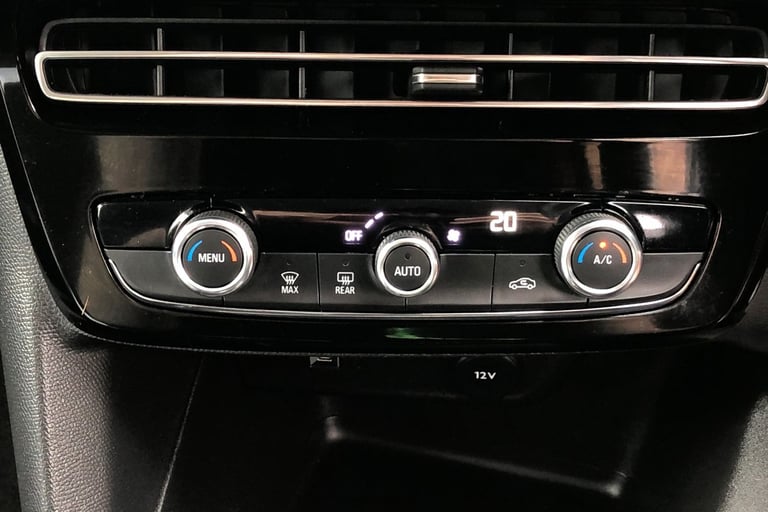 2021 Vauxhall Mokka 100kW SE Nav Premium 50kWh 5dr Auto SUV Automatic