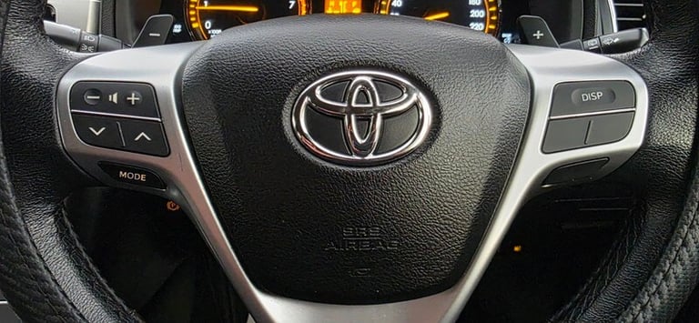 2014 Toyota Avensis 2.0 V-Matic Excel Touring CVT 5dr Petrol Automatic