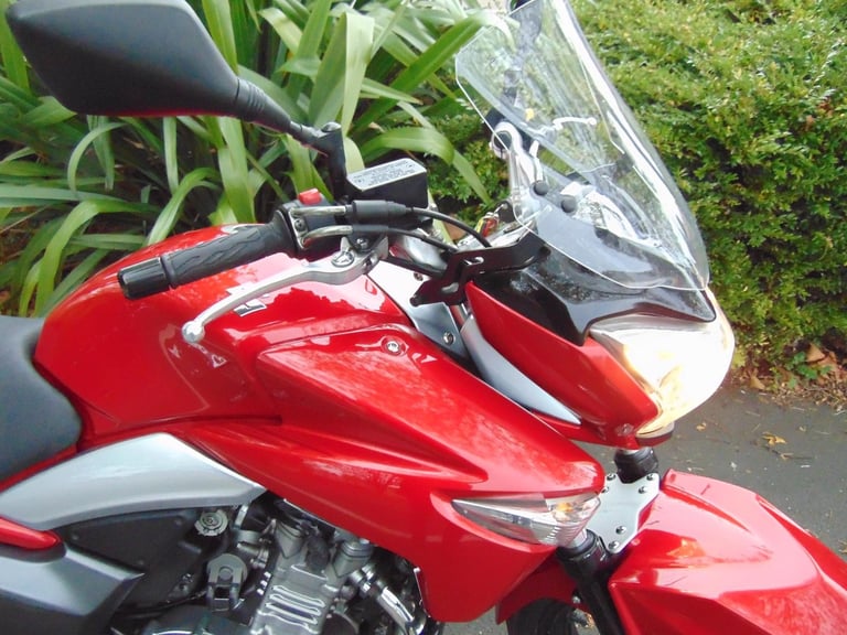 Suzuki GW250L3 Inazuma lightweight 250 naked beginner friendly learner commuter 