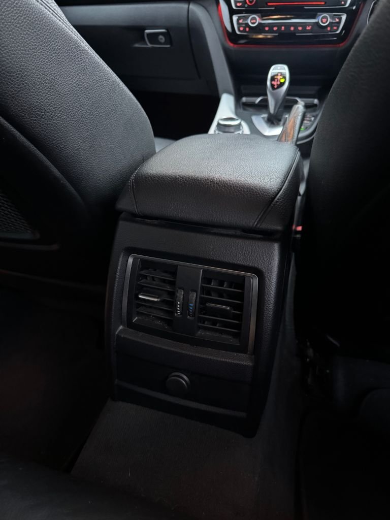 2018 BMW 3 Series 320i xDrive M Sport Shadow Edition 4dr Step Auto SALOON PETROL Automatic