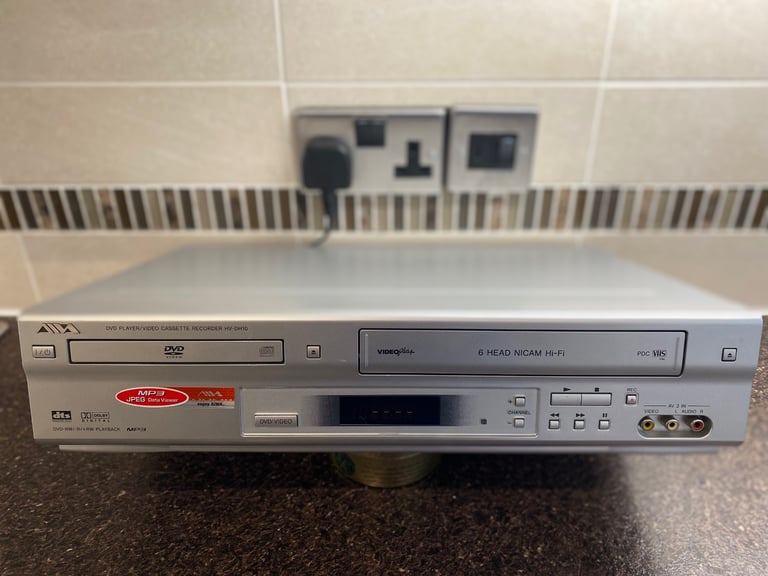 AIWA HV-DH10 DVD/VIDEO CASSETTE RECORDER
