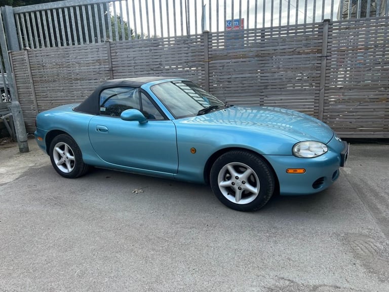 2002 Mazda MX-5 1.8i 2dr CONVERTIBLE PETROL Manual