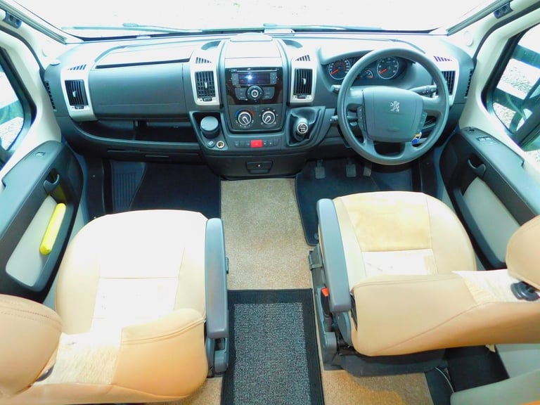 Bailey 625 Approach SE. Peugeot 2.2 Hdi Luxury 2 Berth Motorhome for Sale