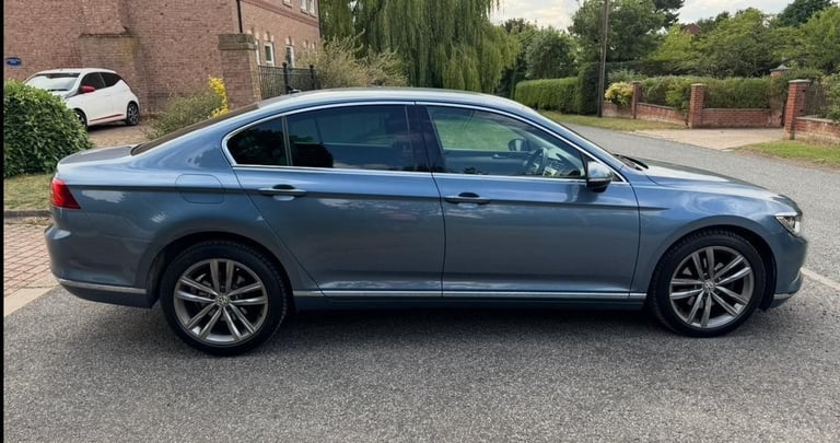 2016 VOLKSWAGEN PASSAT GT 2.0 TDi BLUEMOTION TECH 10 SERVICE STAMPS CAMBELT DONE
