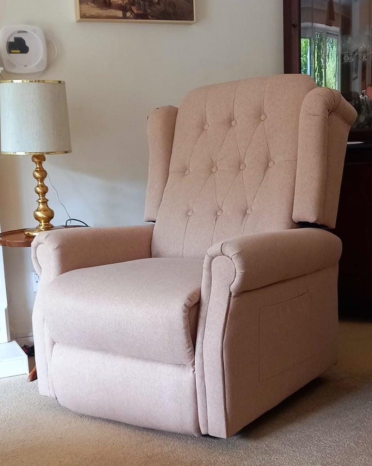 image for Riser/Recliner Chair