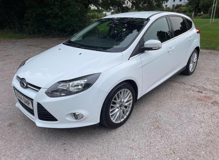 FORD FOCUS ZETEC 1.6 DIESEL MANUAL 5 DOOR HATCHBACK