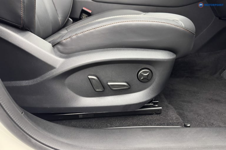 2025 MG MG HS 1.5 T-GDI Trophy 5dr DCT SUV Petrol Automatic