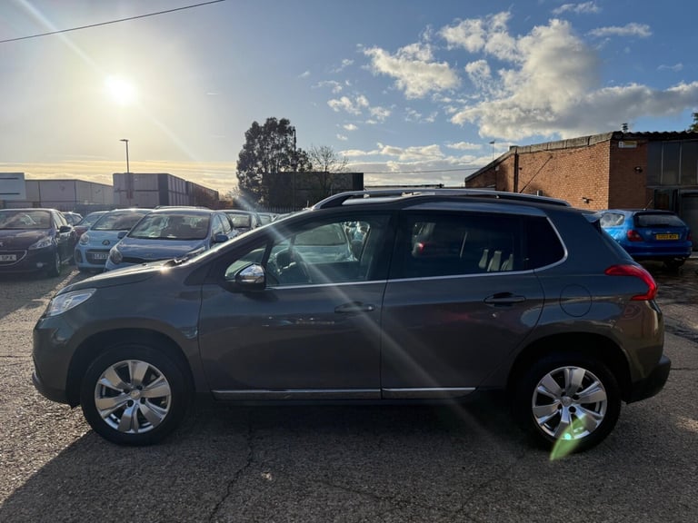 2016 Peugeot 2008 1.2 PureTech Allure Euro 6 (s/s) 5dr HATCHBACK Petrol Manual