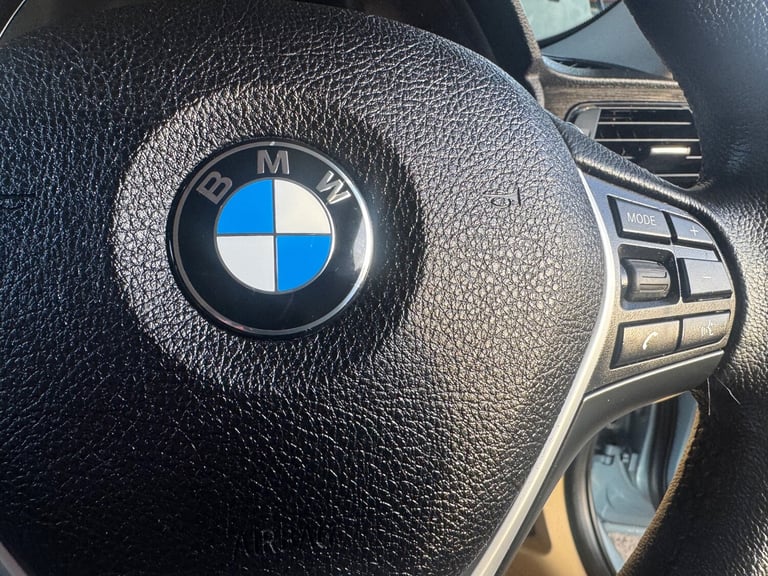2013 BMW 3 Series 3.0 330d Luxury Touring 5dr Diesel Auto xDrive Euro 5 (s/s)