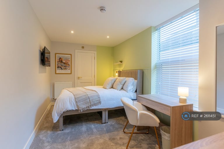 1 bedroom in Queens Road, Portsmouth, PO2 (#2611451)