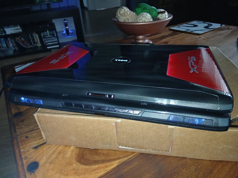image for XPS 1730 RETRO LAPTOP IN MINT CONDITION 