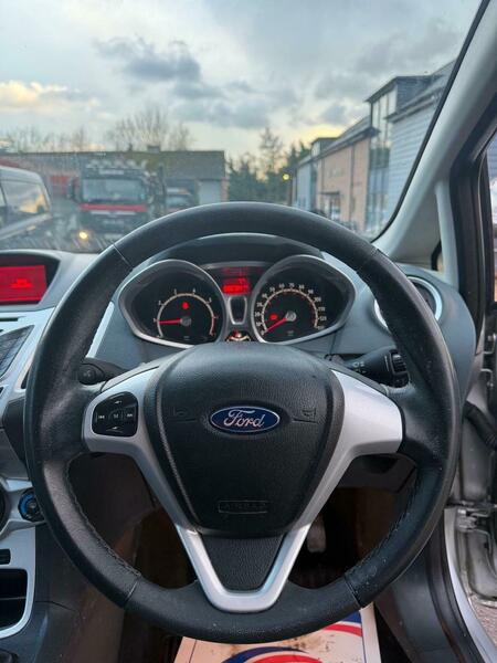 2010 Ford Fiesta 1.25 Zetec 3dr HATCHBACK Petrol Manual