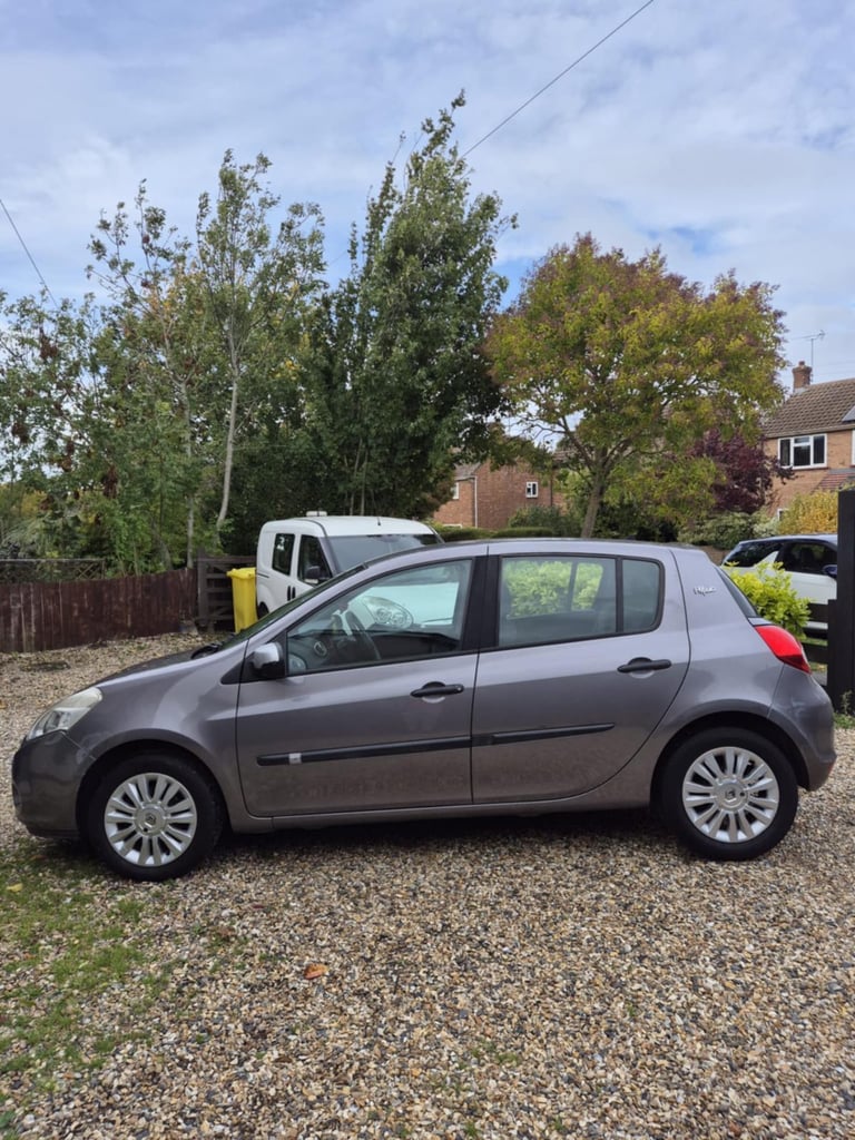 Renault, CLIO, Hatchback, 2010, Manual, 1149 (cc), 5 doors
