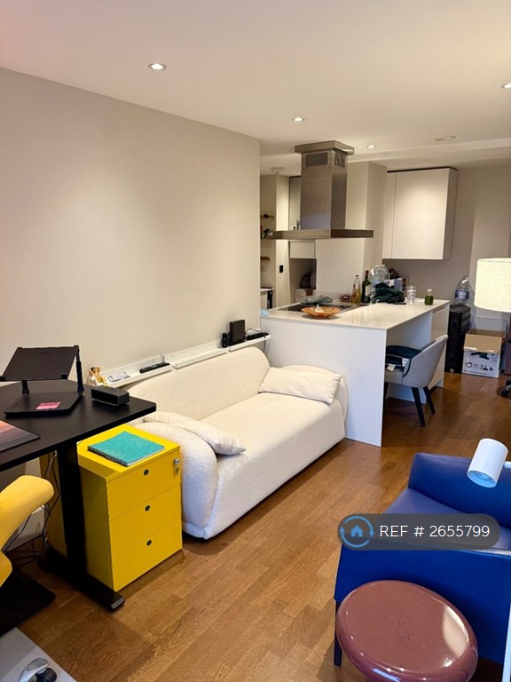 1 bedroom flat in Crawford Building, London, E1 (1 bed) (#2655799)