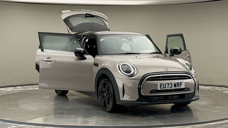 2024 MINI Hatch 5-Door Hatch Cooper Classic Hatchback Petrol Automatic
