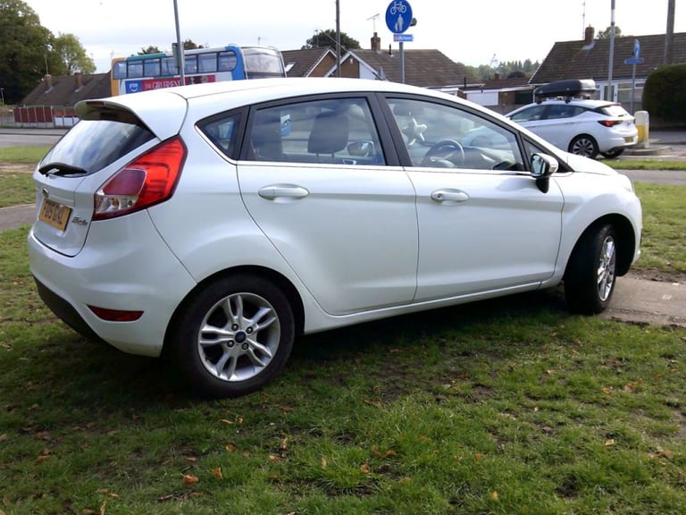 Ford Fiesta 1.25 82 Zetec 5dr Petrol