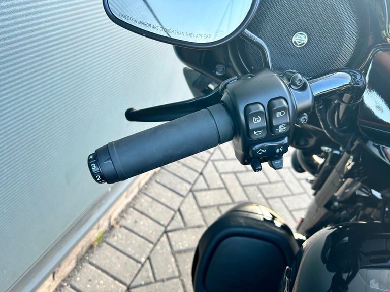 2024 Harley-Davidson TOURING FLHTK ELECTRA GLIDE ULTRA LIMITED FLHTK Billiard Gray (24MY) Custom ...