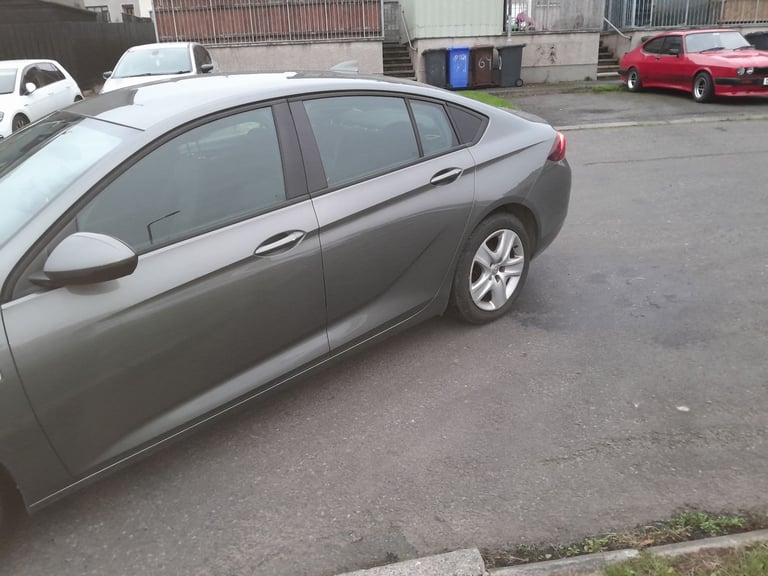 Vauxhall, INSIGNIA, Hatchback, 2018, Manual, 1598 (cc), 5 doors