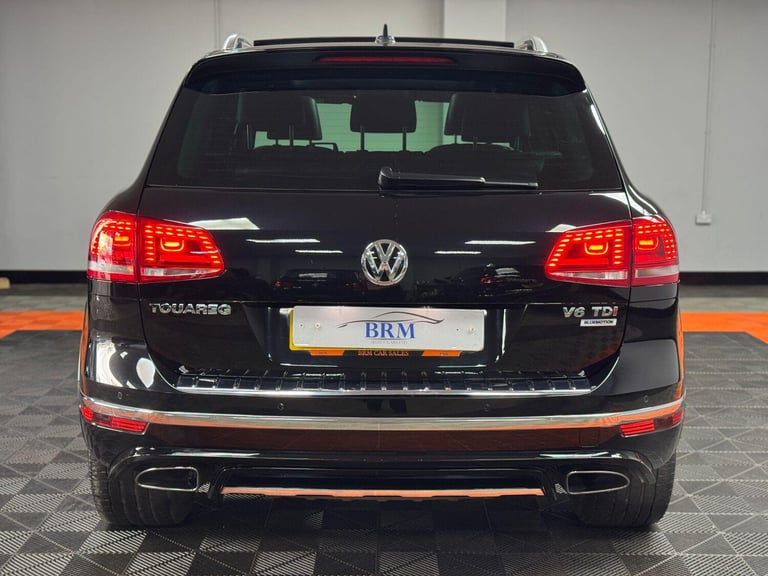 2015 Volkswagen Touareg 3.0 TDI V6 BlueMotion Tech R-Line Tiptronic 4WD Euro 6 (s/s) 5dr ESTATE D...