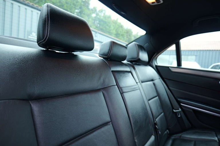 2015 Mercedes-Benz E Class 2.1 E220 AMG Line Bluetec Auto 4dr Saloon Diesel Automatic