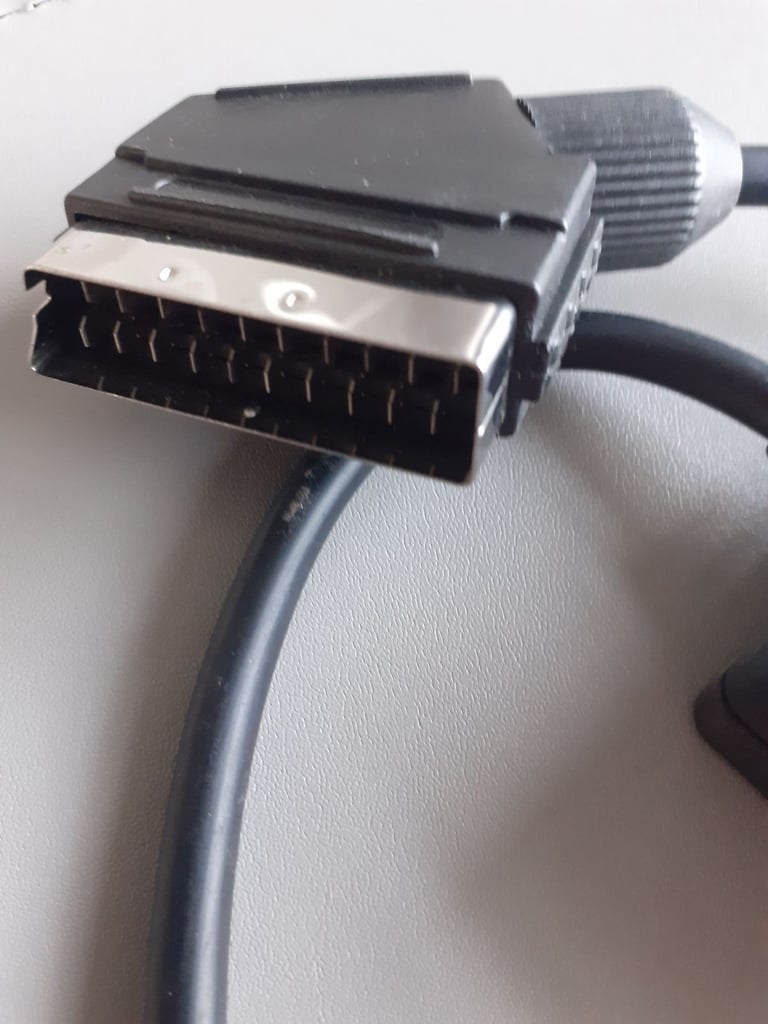 Standard Scart to 3 x Scart Sockets Lead