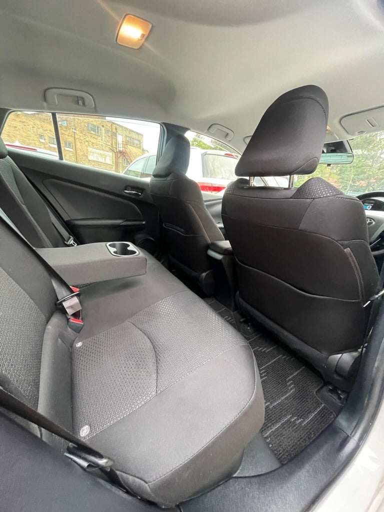 TOYOTA PRIUS 1.8 VVT-h Business Edition CVT Euro 6 (s/s) 5dr 2019