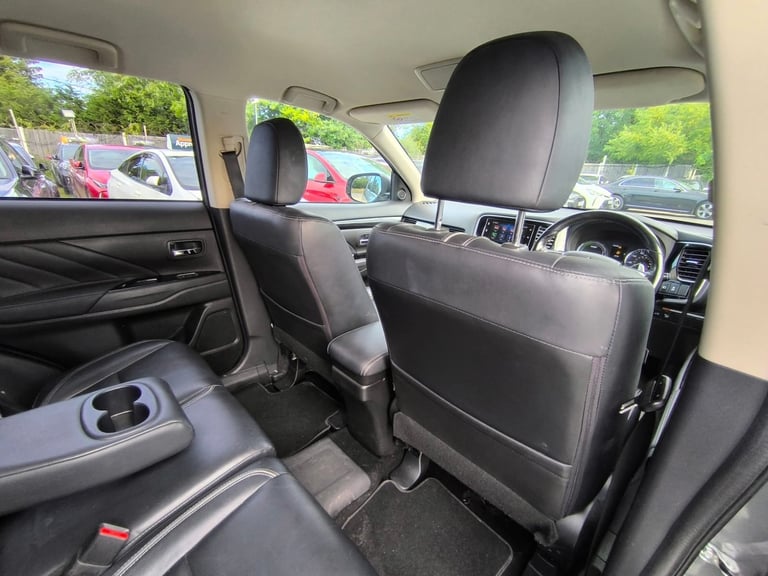 2018 Mitsubishi Outlander 2.0 Plug-in Hybrid PCO Ready 12kWh 4h SUV 5dr 4WD 2 Keys Euro 6 ULEZ Fr...
