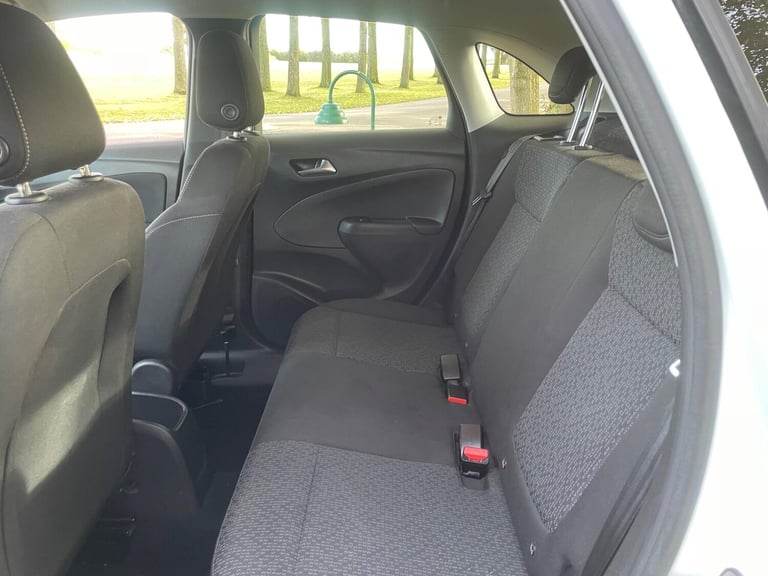 2018 Vauxhall Crossland X 1.2 SE Euro 6 5dr HATCHBACK Petrol Manual