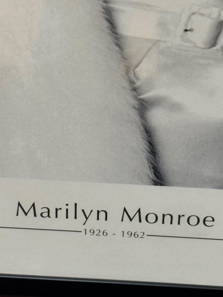 Marilyn Monroe black-and-white picture