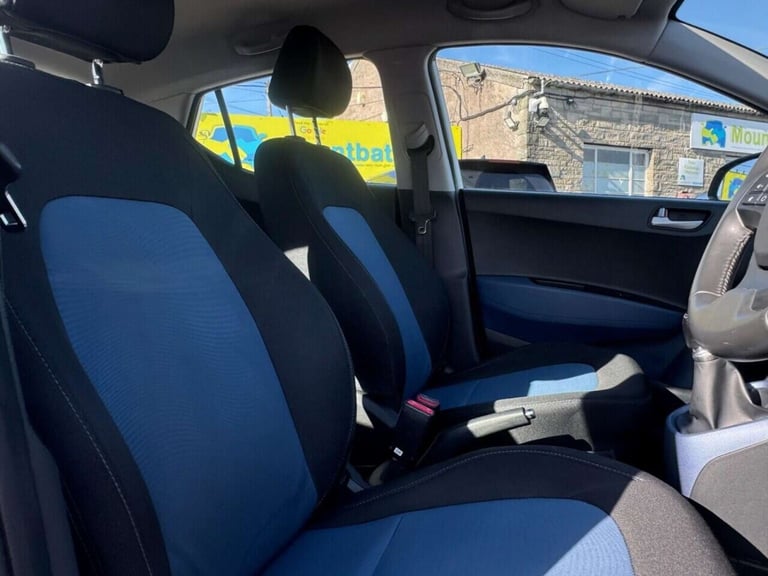 2015 Hyundai i10 1.0 Blue Drive Premium 5dr HATCHBACK PETROL Manual