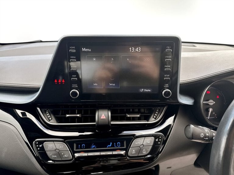 2022 Toyota C-HR VVT-h Design SUV HYBRID Automatic