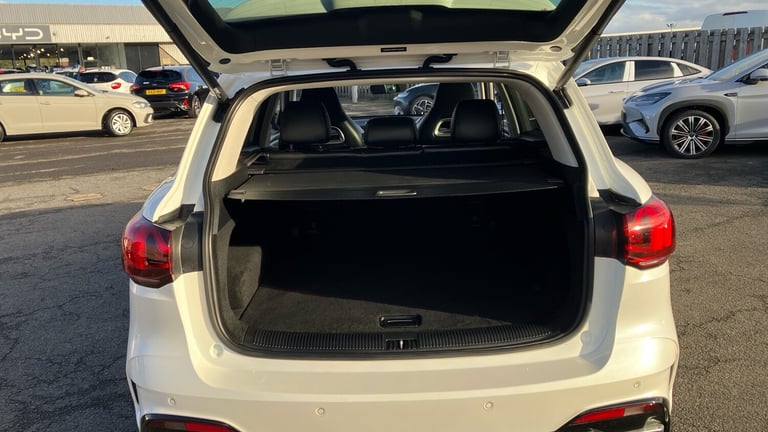 2024 MG MG HS 1.5 T-GDI Trophy 5dr DCT Petrol Hatchback Hatchback Petrol Automatic