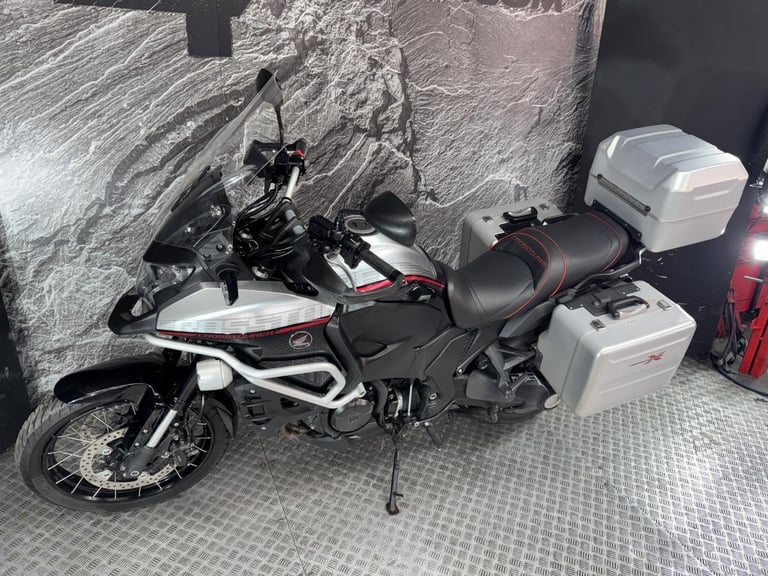 HONDA CROSSTOURER 1200 VFR1200X CROSSTOURER 2016