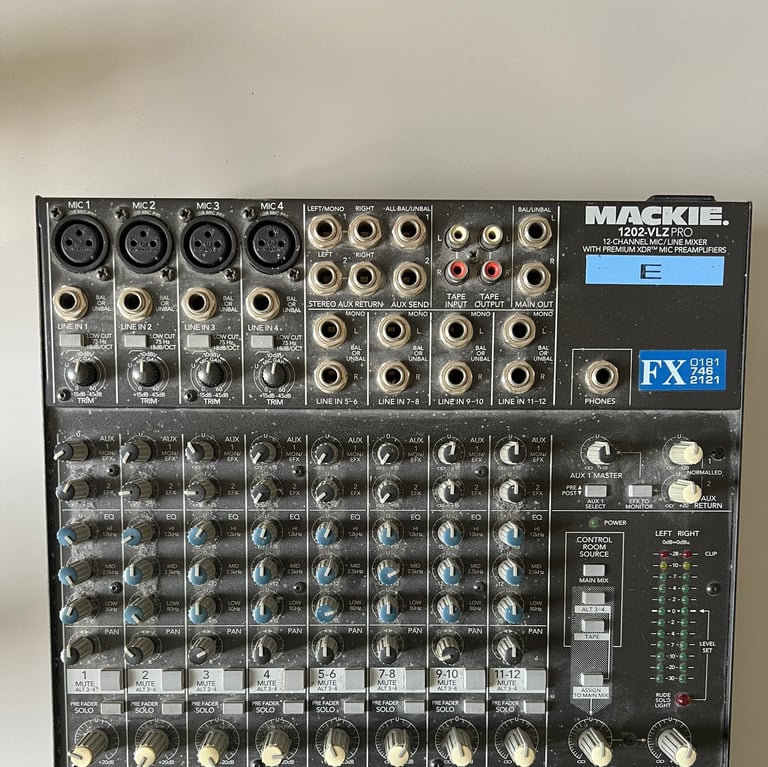 Mackie 1202 VLZ PRO 12-channel mic/line mixing desk | in Islington