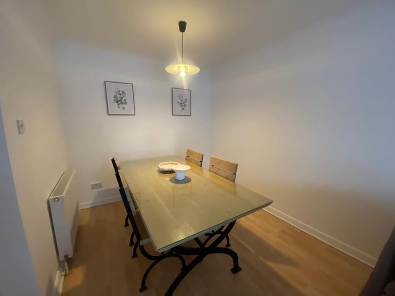 ***LONG TERM LETS-  - NO REF REQ - 1 WEEK DEPOSIT & 1 WEEK RENT UPFRONT - FROM £495 PER WEEK***