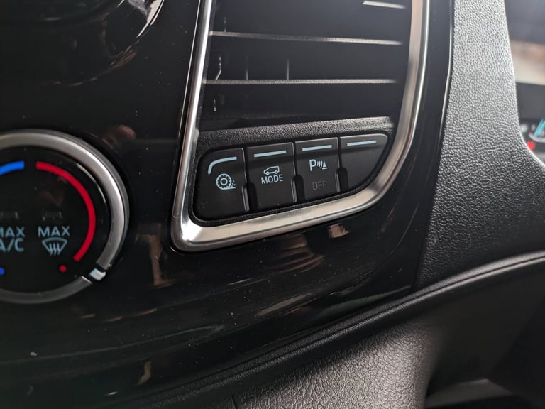 2022 Ford Transit Custom 2.0 EcoBlue 170ps L2 D/Cab Limited Van Auto Double Cab DIESEL Automatic