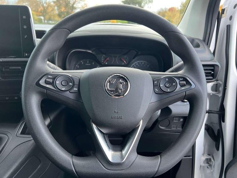 2020 Vauxhall Combo 1.5 Combo 2000 Sportive S/S Panel Van Diesel Manual