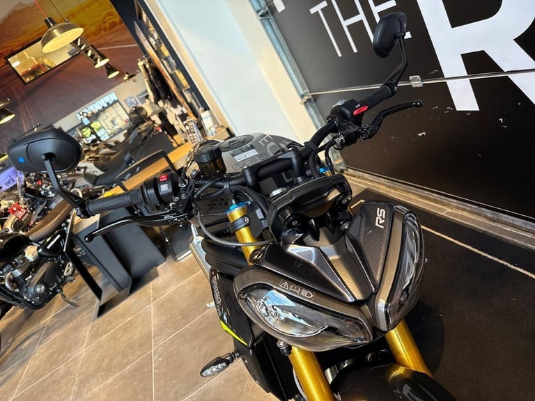 2025 Triumph Speed Triple 1200 RS PREMIUM COLOUR Petrol grey 6 Speed