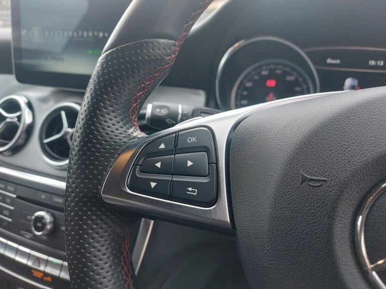 Mercedes GLA GLA 220 D 4MATIC AMG LINE PREMIUM