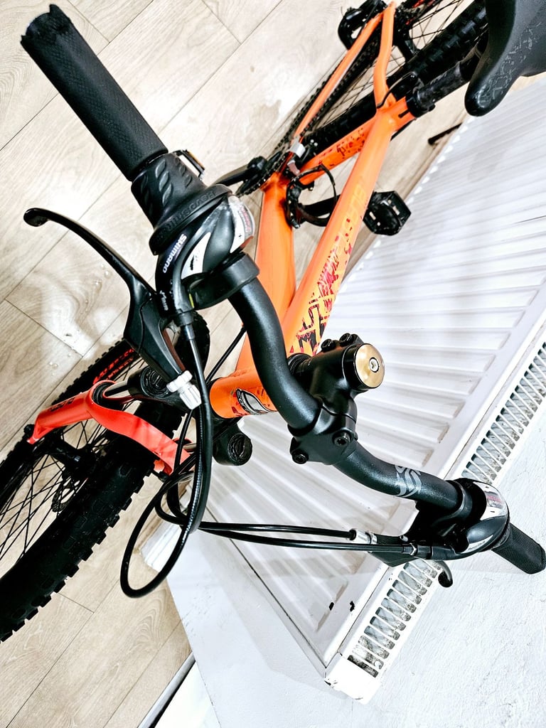 24” carerra blast mountain bike in good condition All fully working 