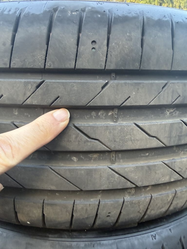 Hankook Ventus Evo SUV 235/50 R18 101H, Year 2025 –Summer Tyres x 4