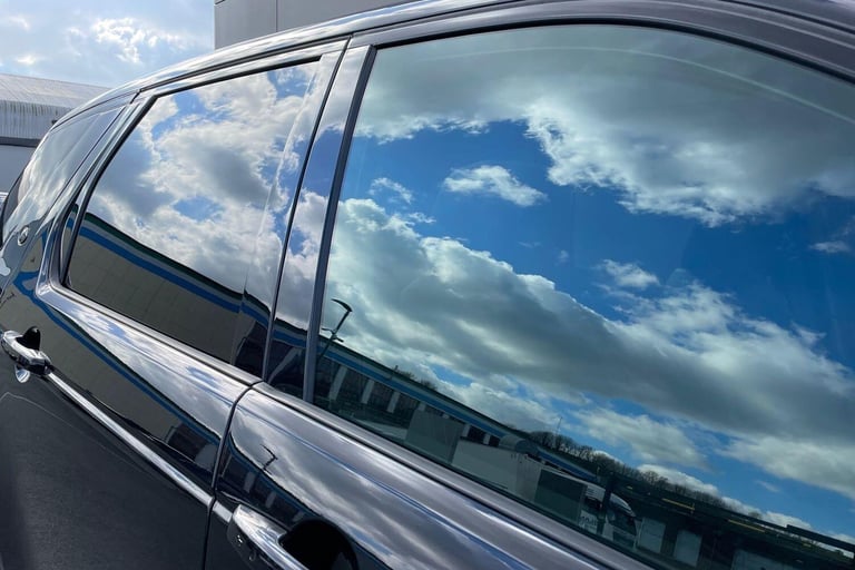 2025 Land Rover Discovery Sport 1.5 P270e 12.17kWh Dynamic SE SUV 5dr Petrol Plug-in Hybrid Auto ...